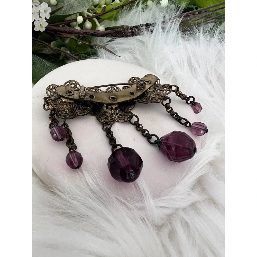 Vintage 1930s Brooch Purple Amethyst Glass Bead Dangle‎ Brass Filigree Art Deco